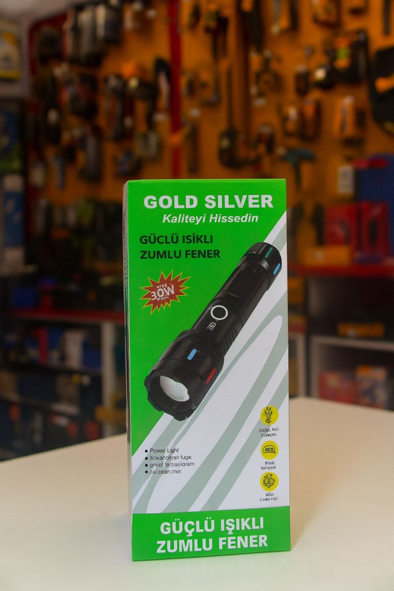 Gold Silver GS-4200 Çelik Kasa Zoom Özellikli USB Şarjlı El Feneri