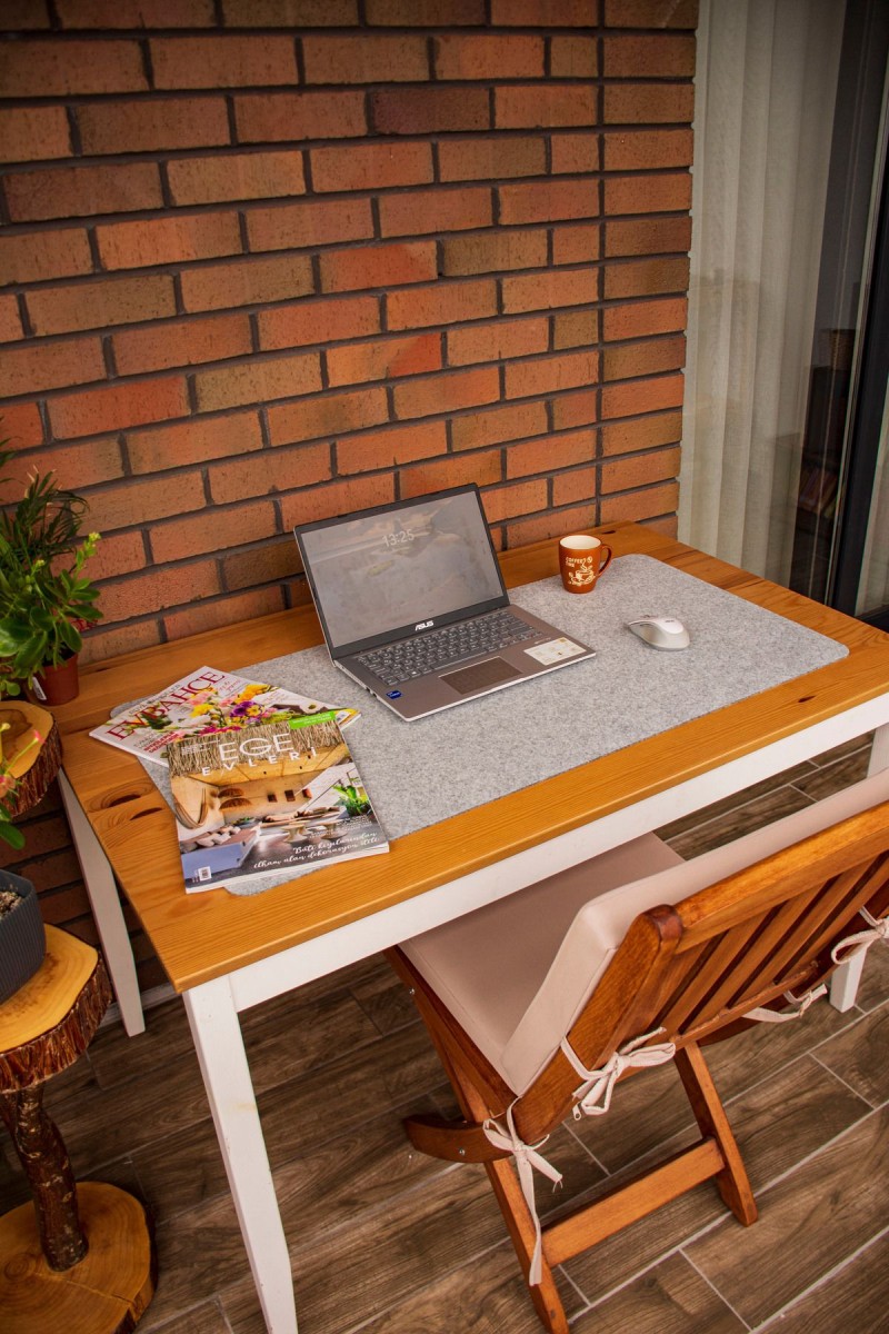 Masa Üstü Düzenleyici Bilgisayar ve Mouse Matı Pad 50x100 Cm Gri Masa Üstü Düzenleyici Bilgisayar ve Mouse Matı Pad 50x100 Cm Gri