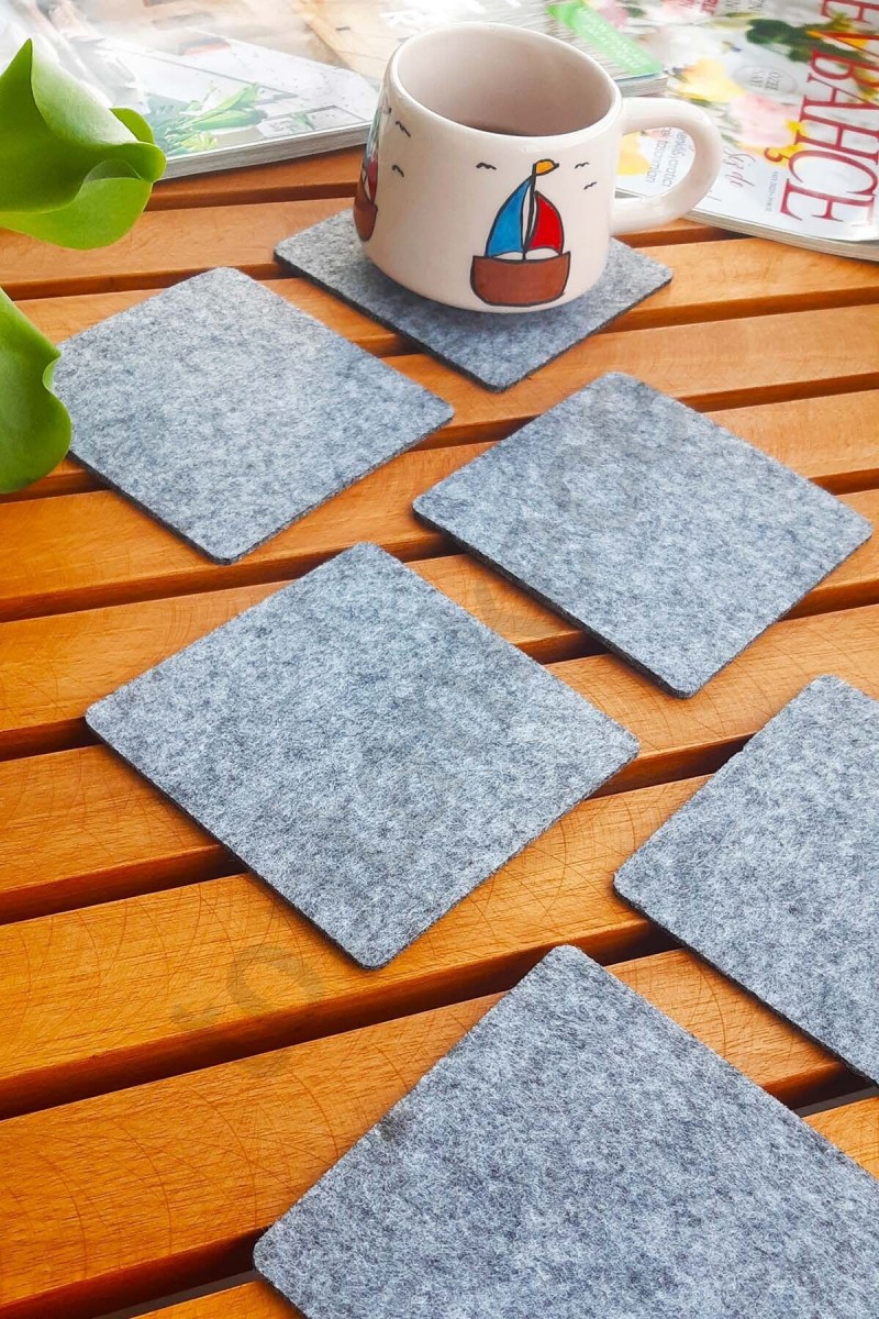 Şık Keçe Kare Bardak Altlıkları Gri 6'lı Set Şık Keçe Kare Bardak Altlıkları Gri 6'lı Set