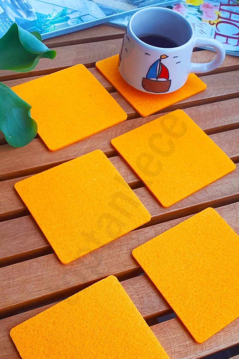 Şık Keçe Kare Bardak Altlıkları Turuncu 6'lı Set Şık Keçe Kare Bardak Altlıkları Turuncu 6'lı Set
